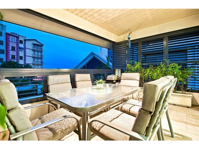 3040 Everglade Avenue, Carrara QLD 4211