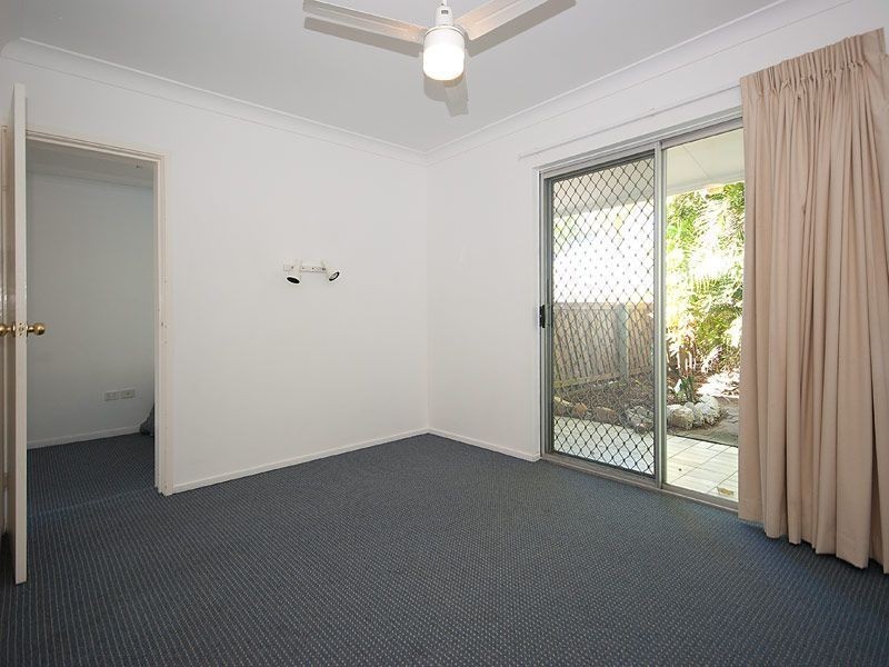 12 Bermuda Street, Broadbeach Waters QLD 4218