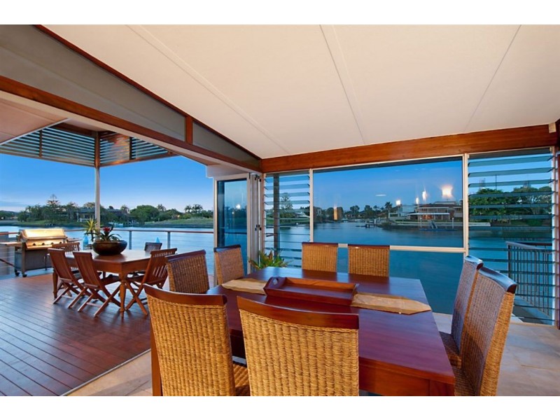 31 Furlong, Broadbeach Waters QLD 4218