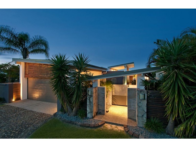 31 Furlong, Broadbeach Waters QLD 4218