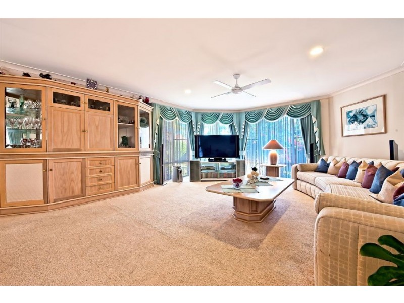 3 Montserrat Court, Clear Island Waters QLD 4226