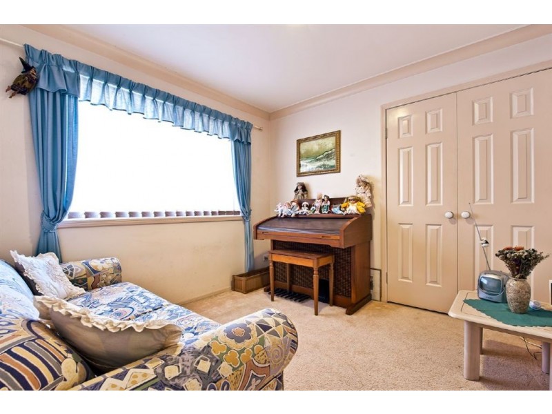 3 Montserrat Court, Clear Island Waters QLD 4226