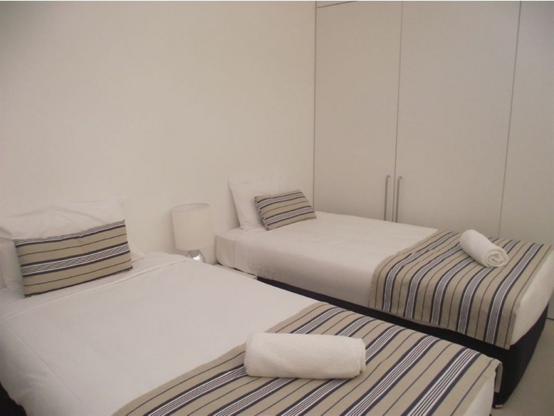 902/159 Old Burleigh Road, Broadbeach QLD 4218