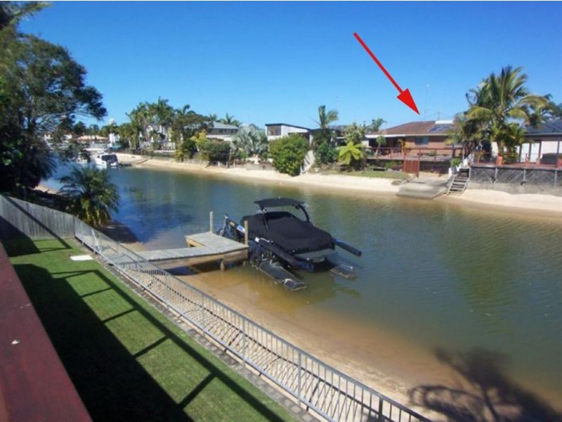 5 Palmetto Court, Broadbeach Waters QLD 4218