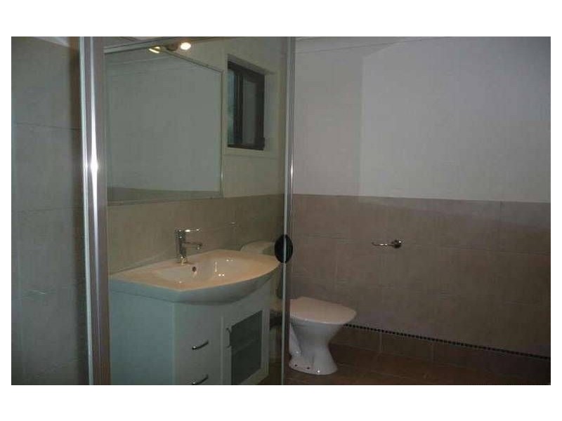 60 Arcadia Drive, Mermaid Waters QLD 4218