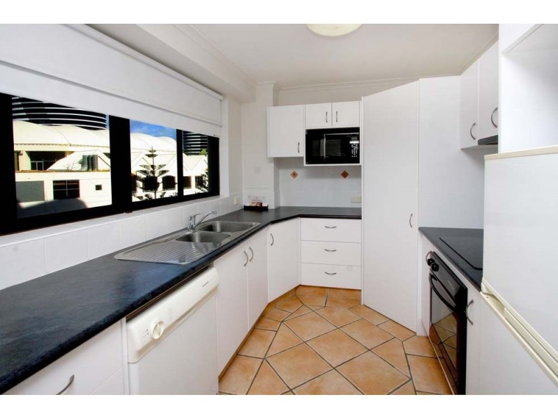 401 South Pacific Plaza, Victoria Avenue, Broadbeach QLD 4218