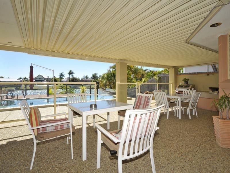 104 Cypress Drive, Broadbeach Waters QLD 4218