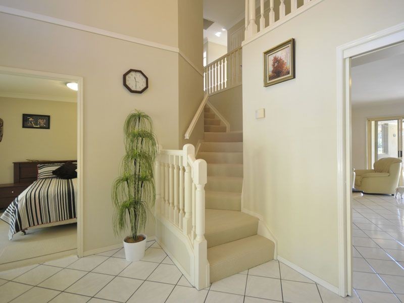 104 Cypress Drive, Broadbeach Waters QLD 4218