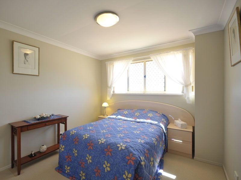 104 Cypress Drive, Broadbeach Waters QLD 4218