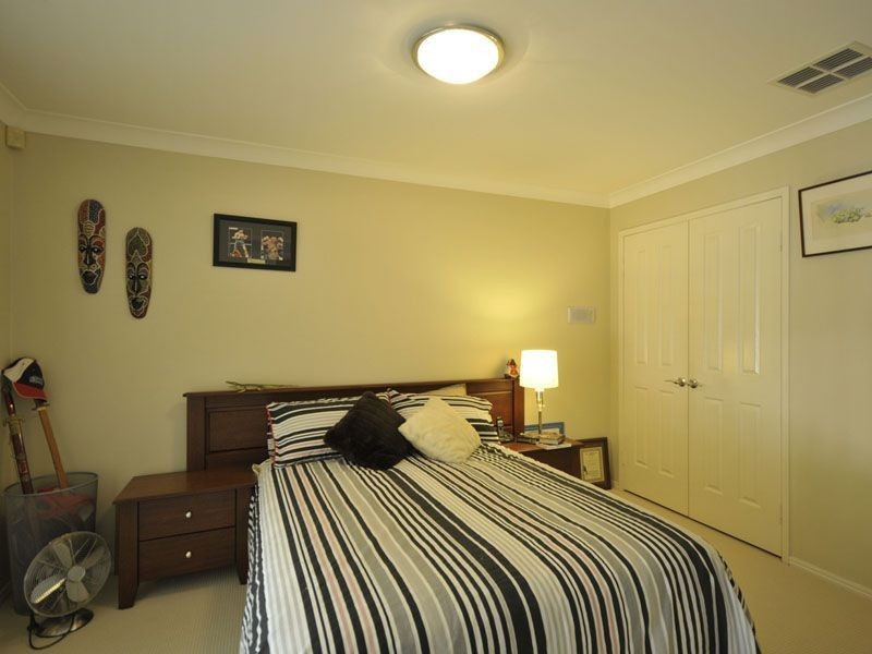 104 Cypress Drive, Broadbeach Waters QLD 4218