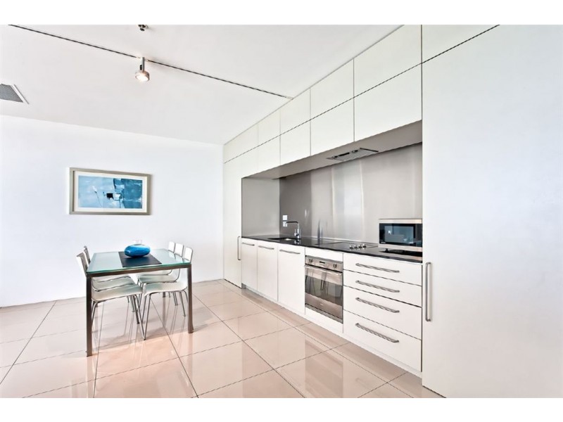 1904/159 Old Burleigh Road, Broadbeach QLD 4218