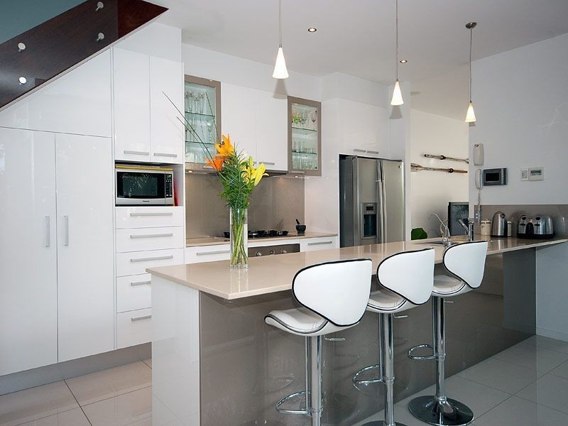 2/4 Cedar Court, Burleigh Heads QLD 4220