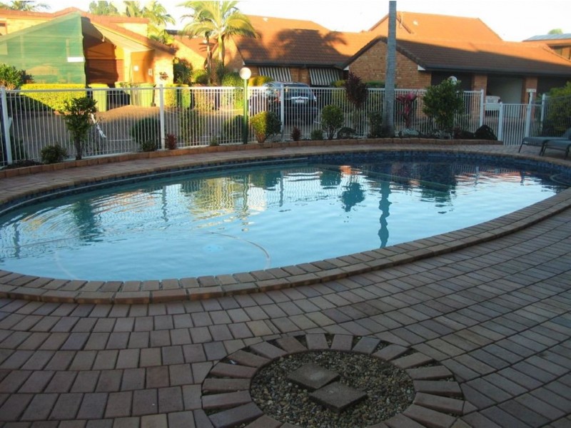 56/172 Barrier Reef Drive, Mermaid Waters QLD 4218