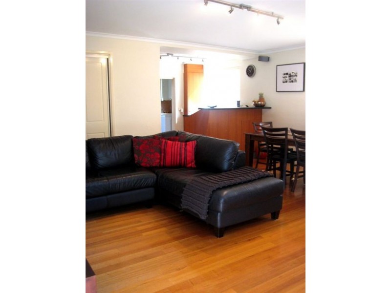 1/11 Hilda Street, Mermaid Beach QLD 4218