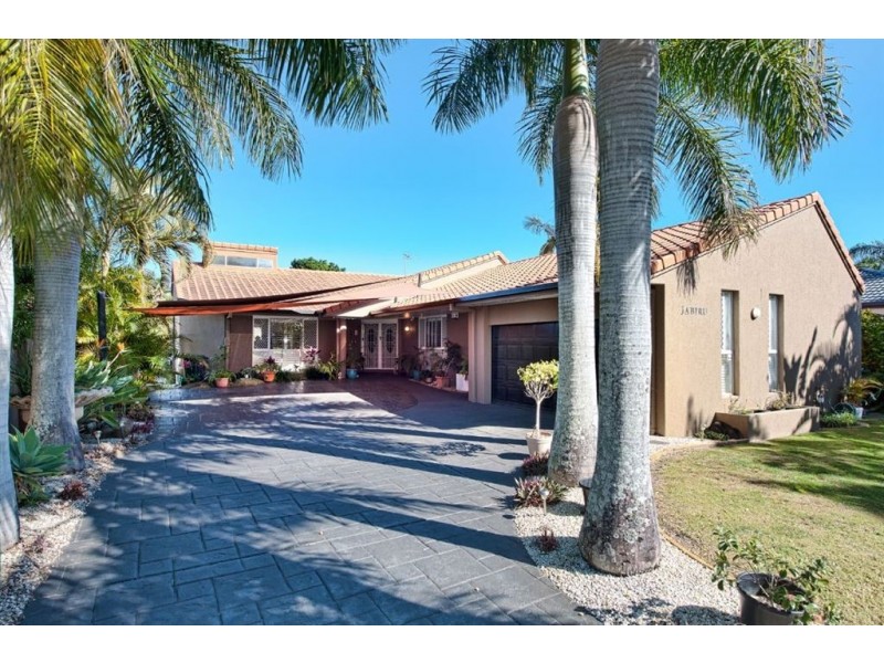 23 Portobello Drive, Mermaid Waters QLD 4218