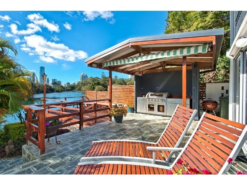 52 Savoy Drive, Broadbeach Waters QLD 4218