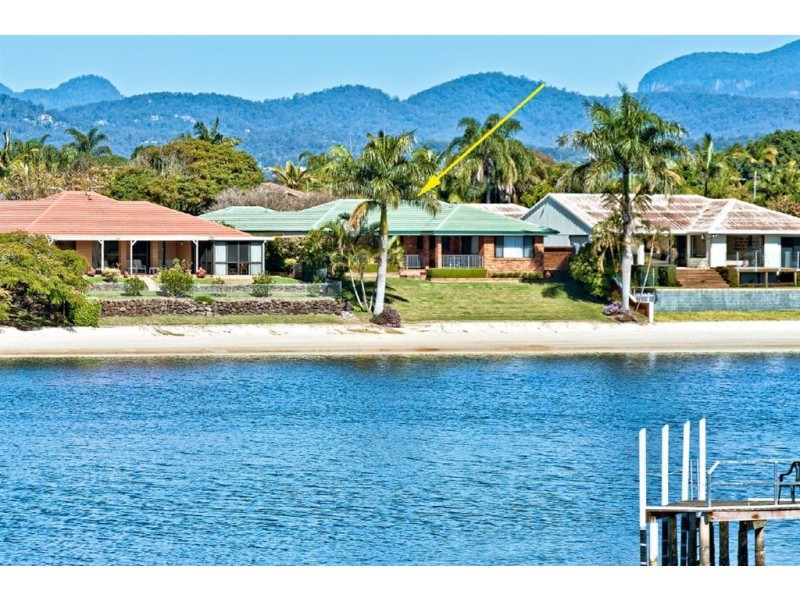44 Rumrunner Street, Mermaid Waters QLD 4218