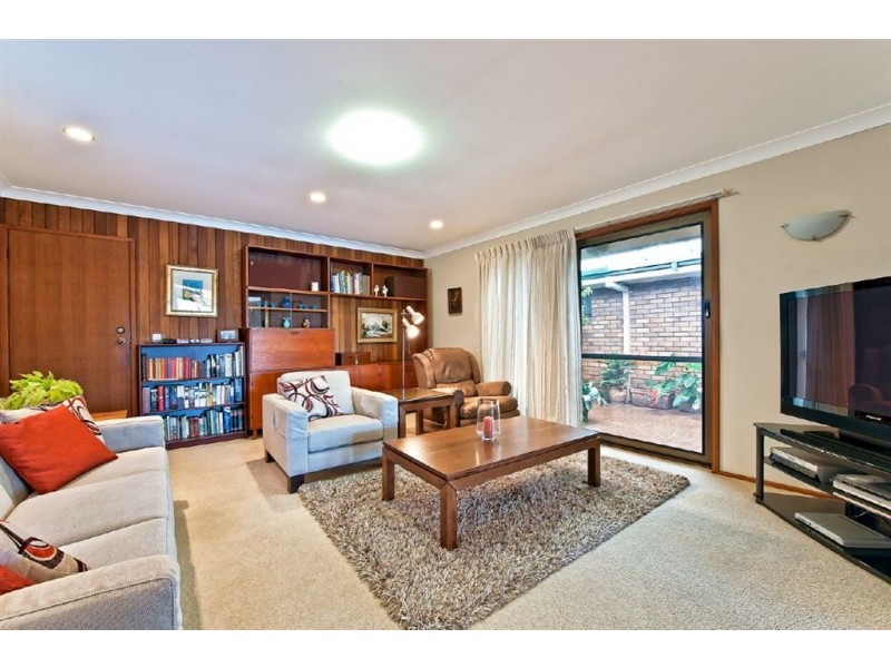 44 Rumrunner Street, Mermaid Waters QLD 4218