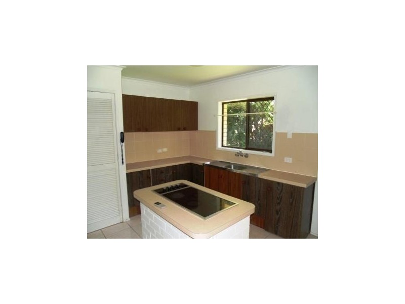 3 Mentone Avenue, Bundall QLD 4217