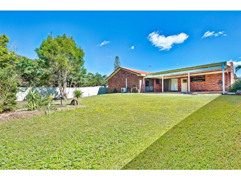 3 Davidson Place, Carrara QLD 4211