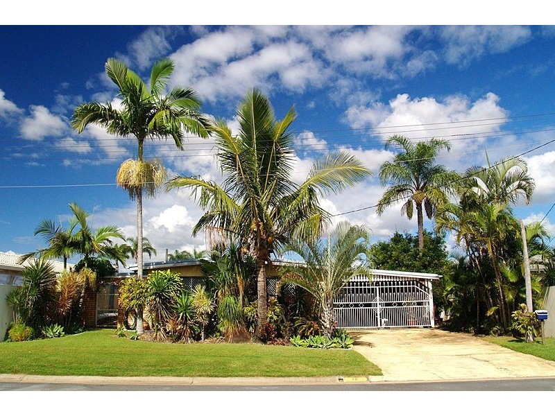 10 Cristobel Court, Broadbeach Waters QLD 4218