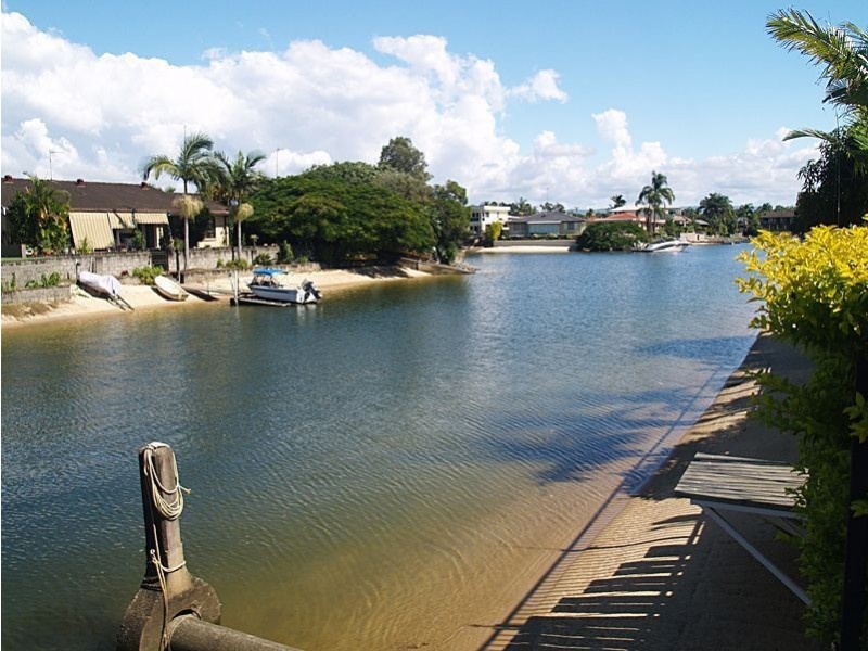 10 Cristobel Court, Broadbeach Waters QLD 4218