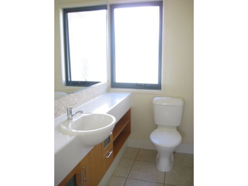 2073/1 The Vistas Drive, Carrara QLD 4211