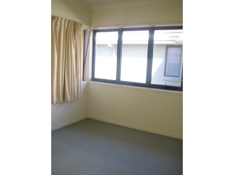 2073/1 The Vistas Drive, Carrara QLD 4211