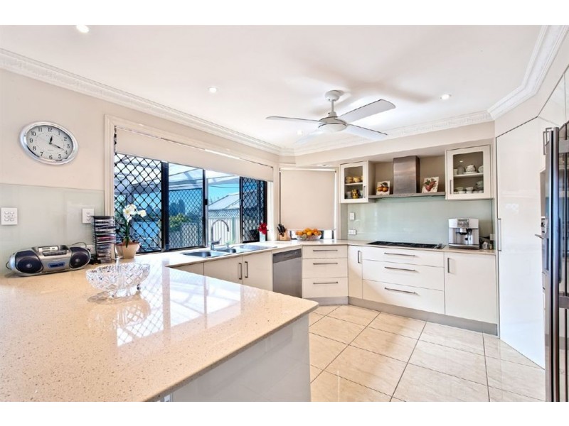 179 Markeri Street, Mermaid Waters QLD 4218