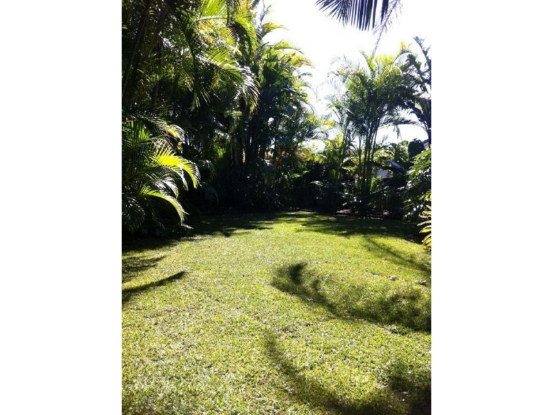 15 Moorilla Place, Broadbeach Waters QLD 4218