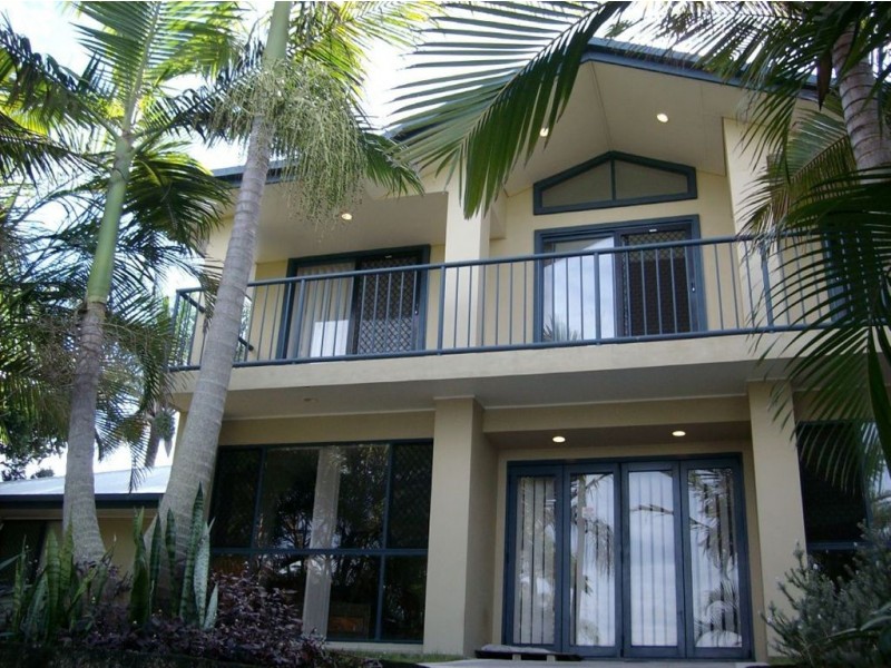 Broadbeach Waters QLD 4218