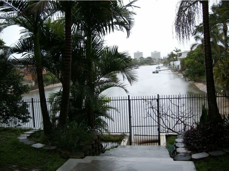 Broadbeach Waters QLD 4218