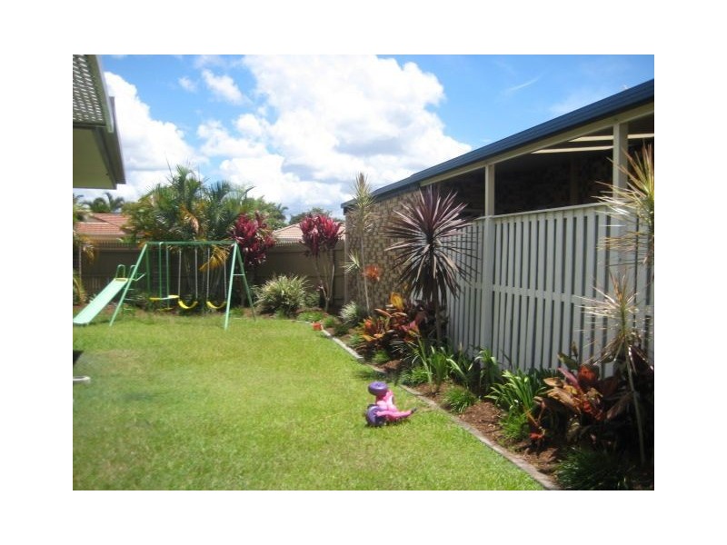 7 Summerwine Street, Burleigh Waters QLD 4220