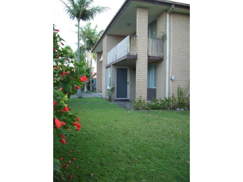 2/131 Rio Vista Boulevard, Broadbeach Waters QLD 4218