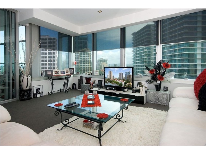 708/9 Hamilton Ave, Surfers Paradise QLD 4217
