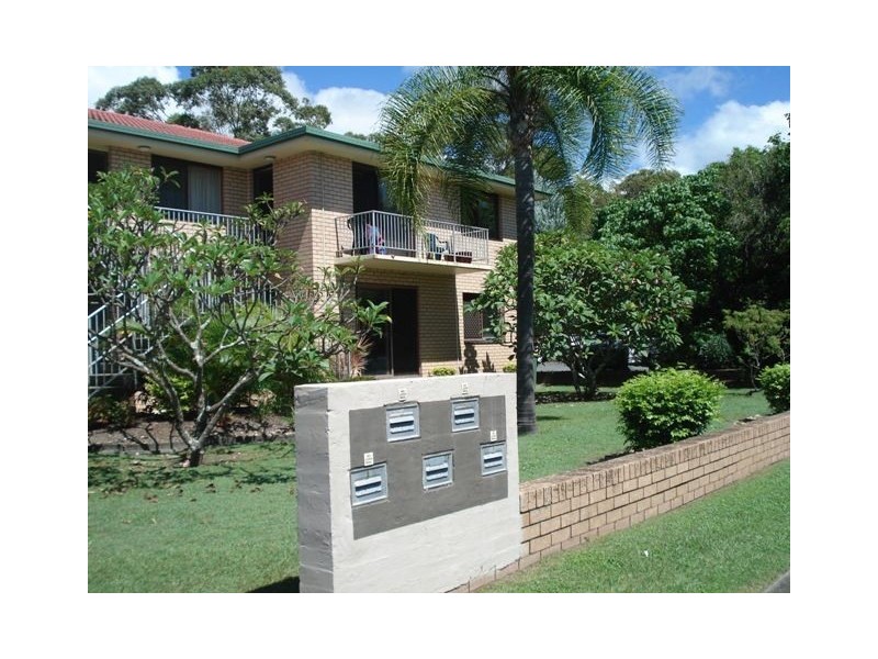 2/2 Rope Court, Mermaid Waters QLD 4218