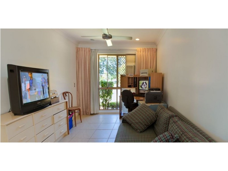 18 Coolong Crescent, Carrara QLD 4211