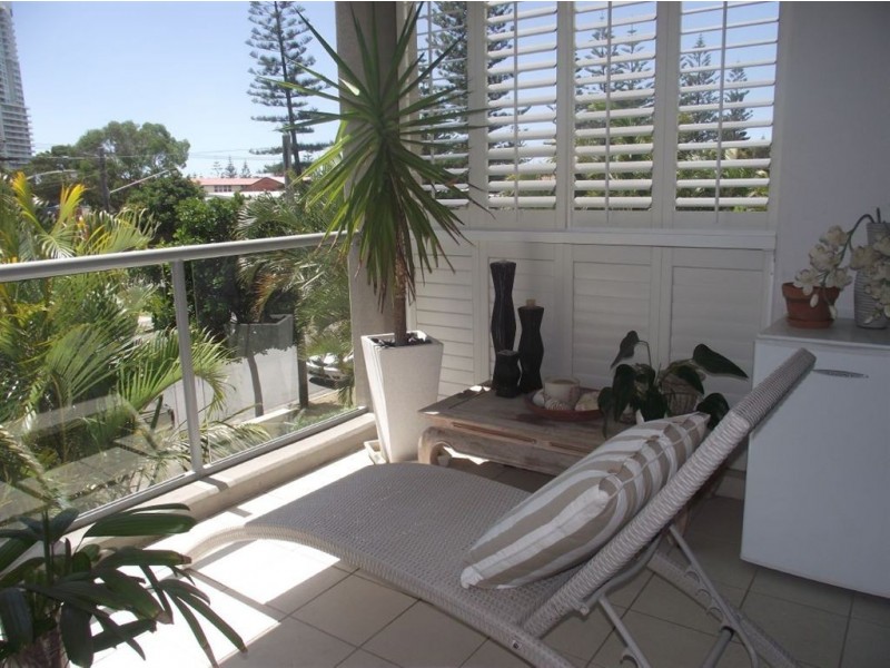 3/19 Mermaid Avenue, Mermaid Beach QLD 4218