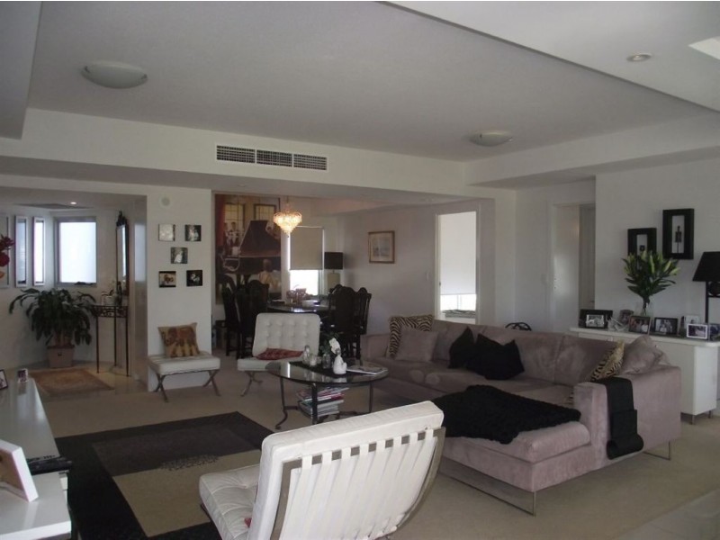 3/19 Mermaid Avenue, Mermaid Beach QLD 4218