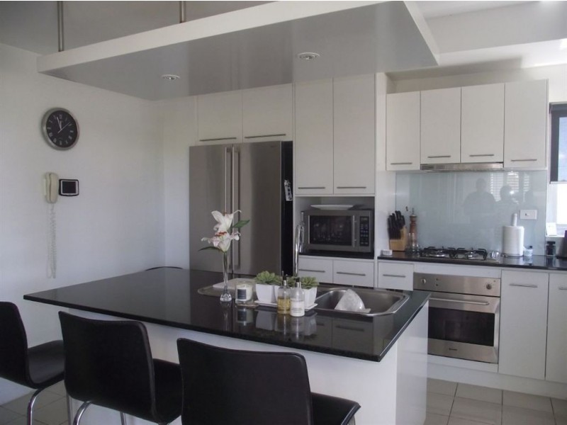 3/19 Mermaid Avenue, Mermaid Beach QLD 4218