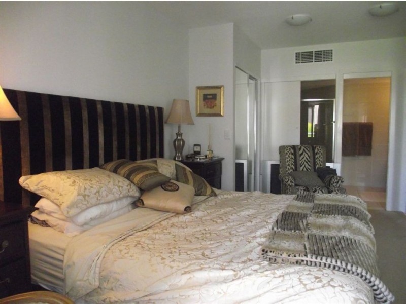 3/19 Mermaid Avenue, Mermaid Beach QLD 4218