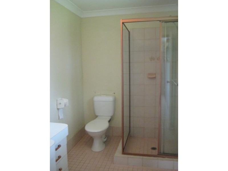 9 Ireby Court, Mermaid Waters QLD 4218