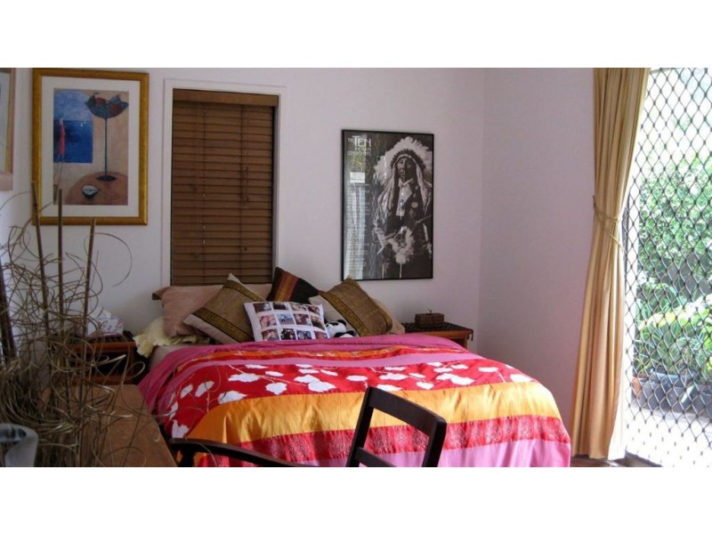 7 Wagin Court, Mermaid Waters QLD 4218