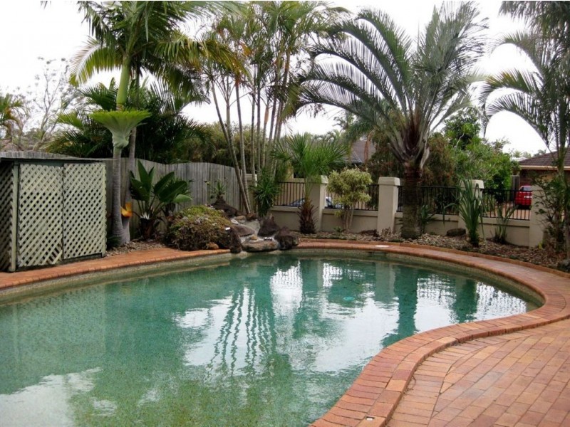 7 Wagin Court, Mermaid Waters QLD 4218