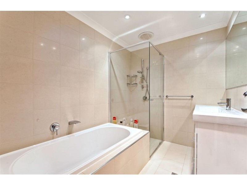 94/1 Resort Drive, Robina QLD 4226