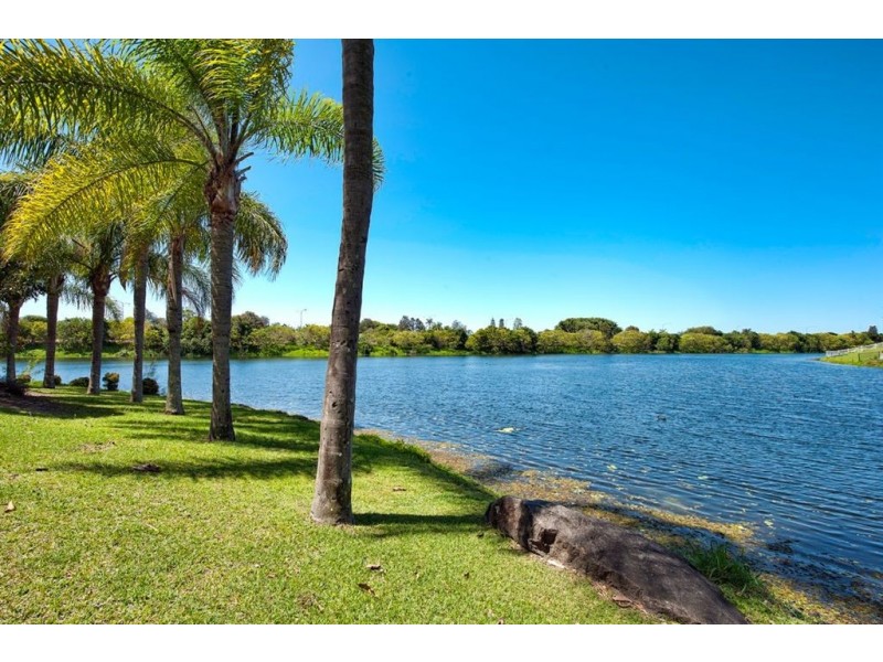 94/1 Resort Drive, Robina QLD 4226