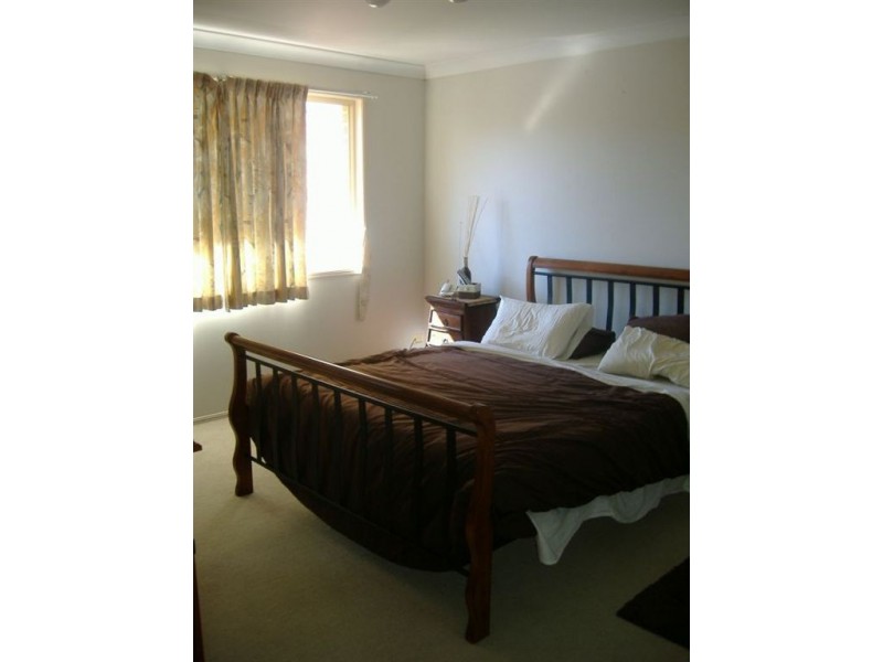 23/2 Cassowary Dr, Burleigh Waters QLD 4220