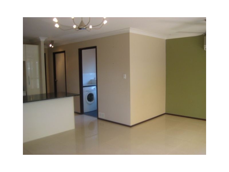 2/31 Chainey Ave, Miami QLD 4220