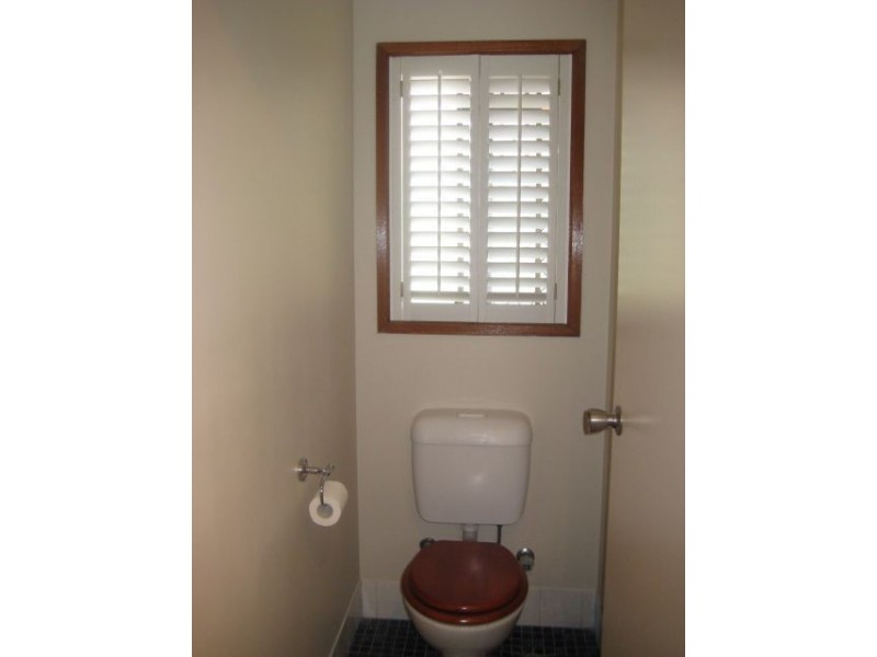 2/31 Chainey Ave, Miami QLD 4220