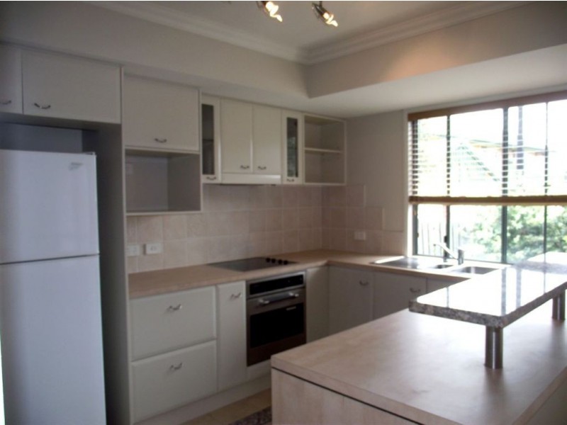 45/20 Fairway Drive, Clear Island Waters QLD 4226